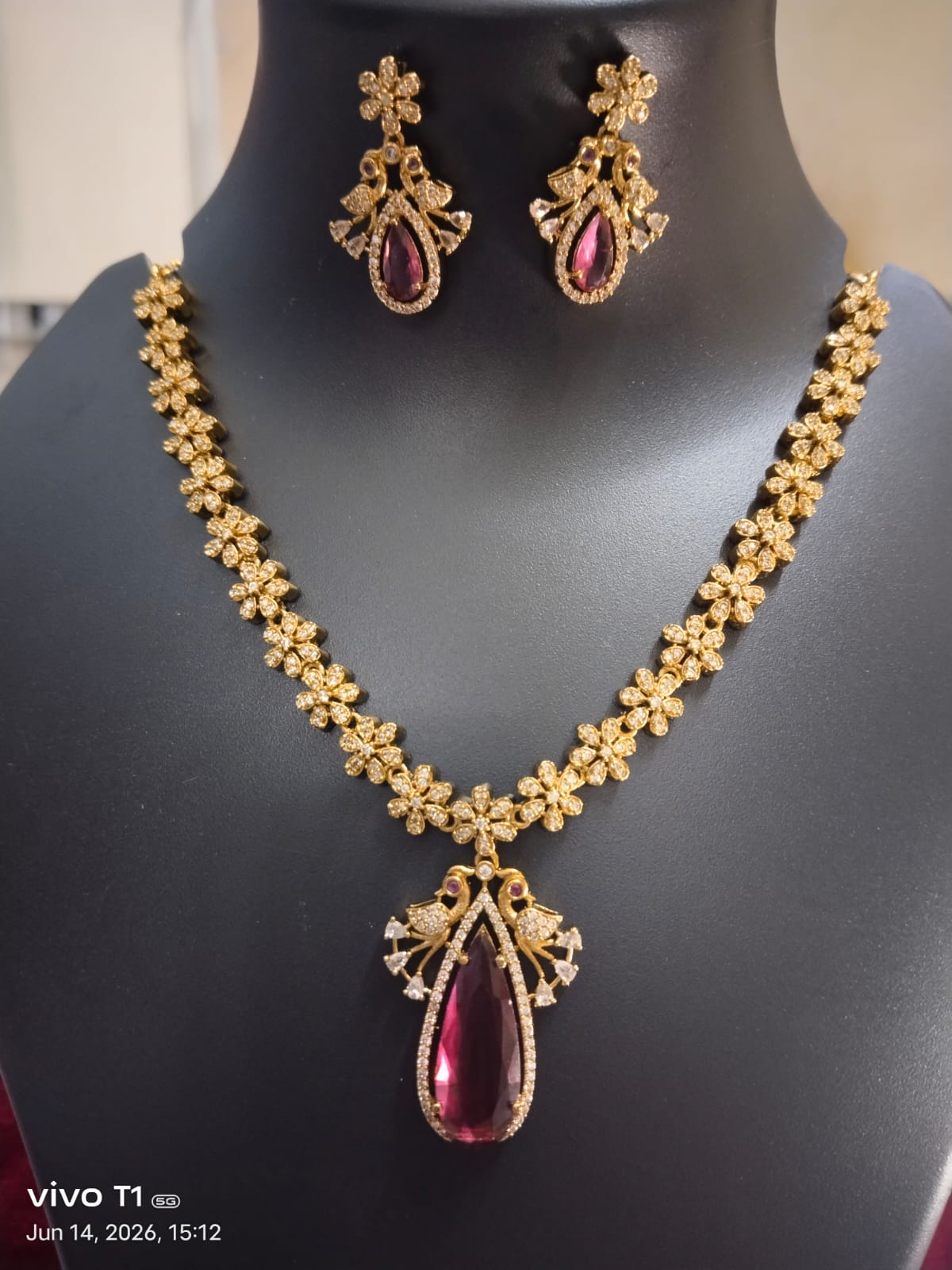 Gold-Plated Floral Necklace Set with Pink Teardrop Pendant and Matching Earrings