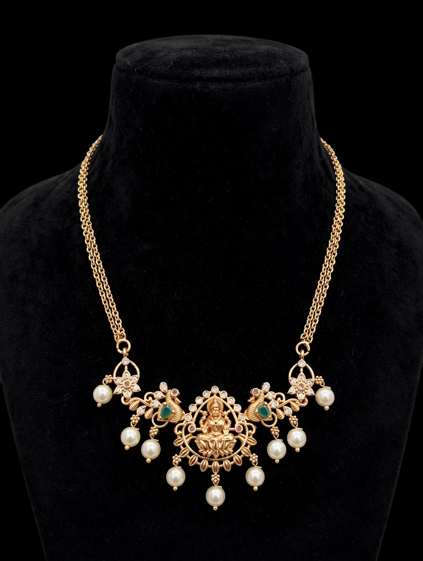 Devi Mayura Moti Necklace Set