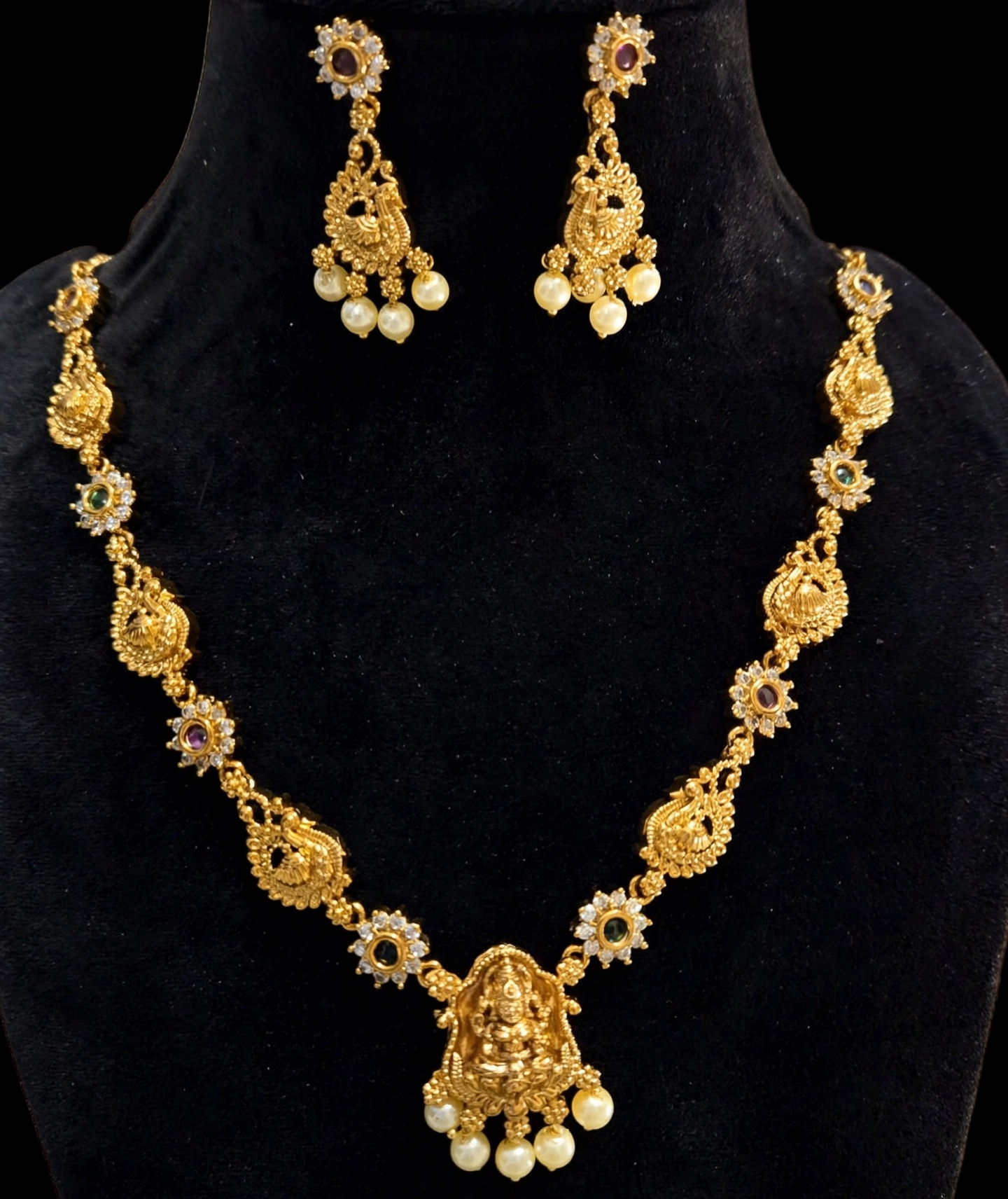 Aishwarya Lakshmi Peacock Pearl Haram Set
