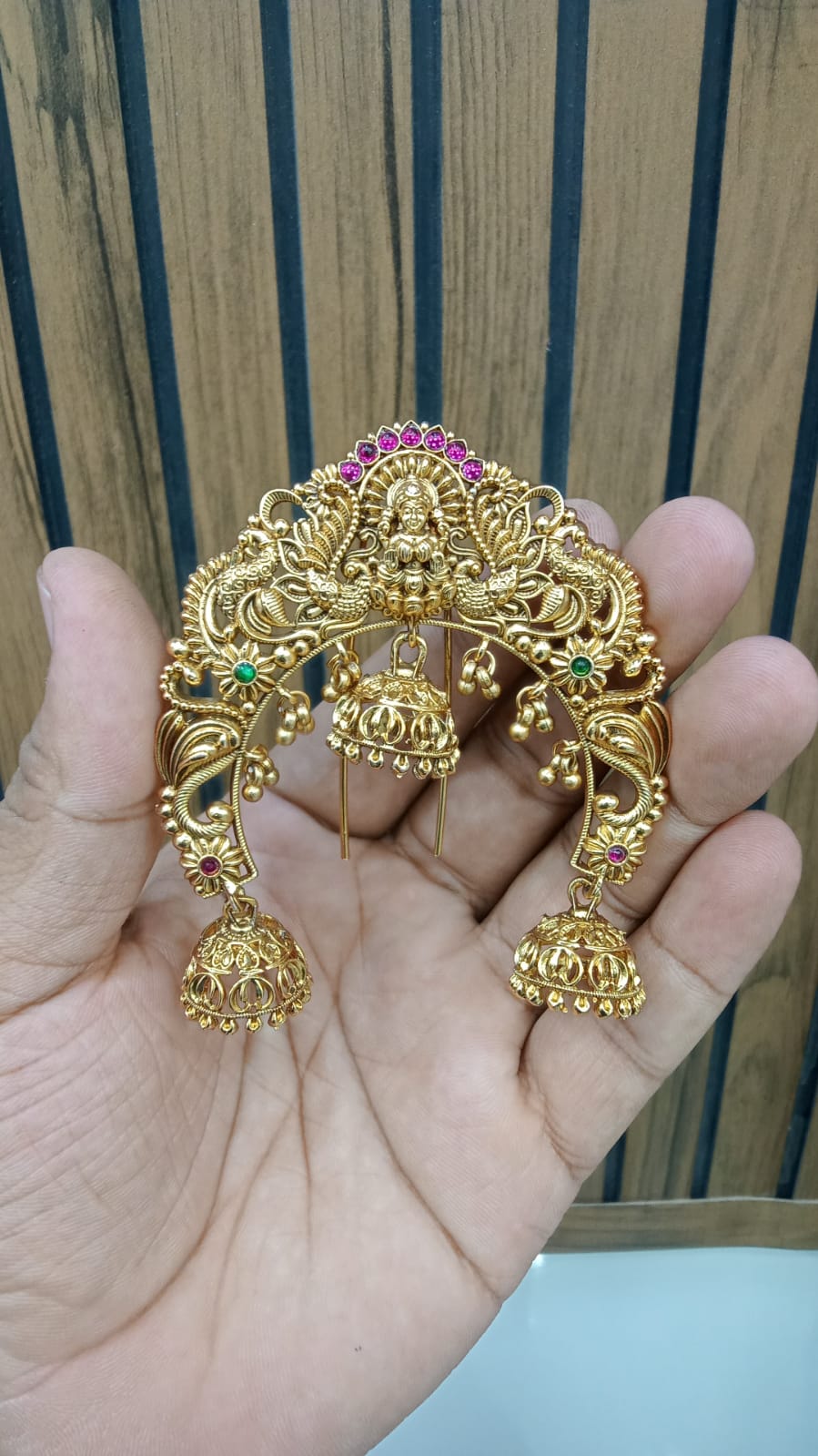 Lakshmi Umbrella Juda Billa with Twin Jhumkas